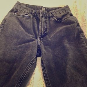 BDG Mom Jeans, size 26 black by Urban Outfitters